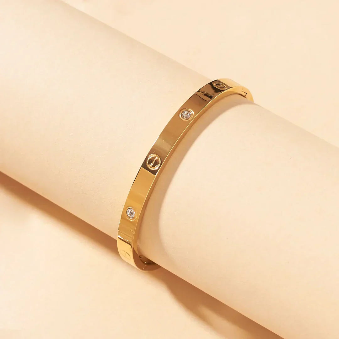 Love Car-tier Armlet